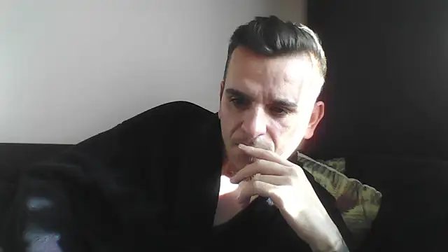 Huge cock22cm online show from 01-19-25, 12:39