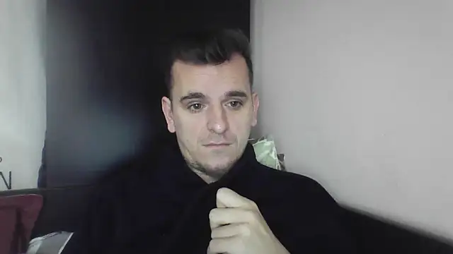 Huge cock22cm online show from 03-13-25, 06:26