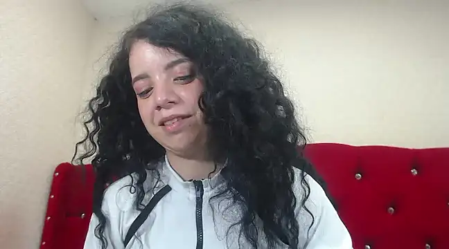 EmmaCowperr online show from 02-05-25, 09:40