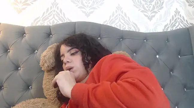 EmmaCowperr online show from 03-08-25, 11:07