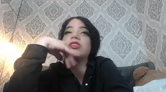 EmmaCowperr online show from 03-09-25, 07:15