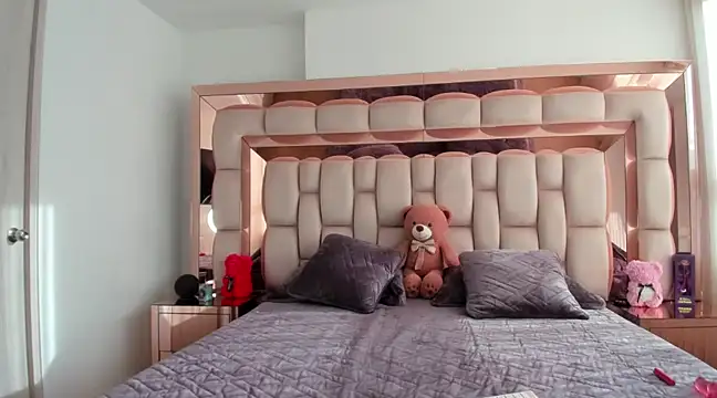 candy-sam28 online show from 12-09-24, 09:26