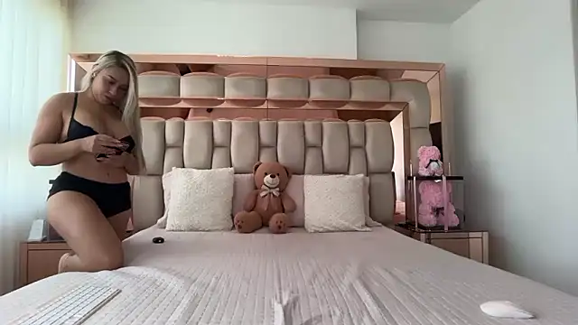 candy-sam28 online show from 01-09-26, 03:04