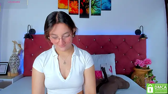 Ruth harvey  online show from 10-17-25, 01:46