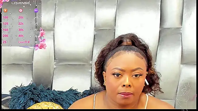 CamilaBenitez online show from 02-11-26, 12:37