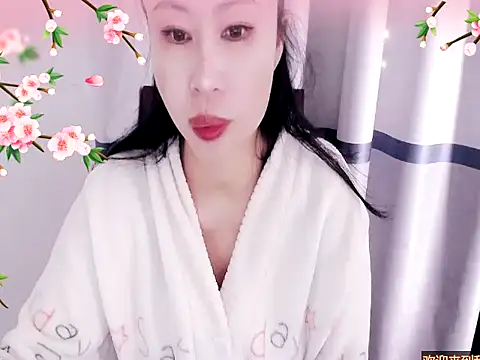 xiaoxuer online show from 12-30-24, 04:42