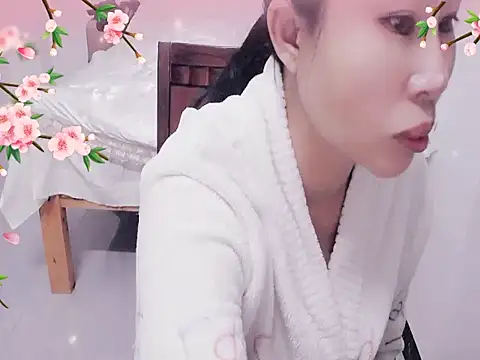 xiaoxuer online show from 03-07-25, 05:18