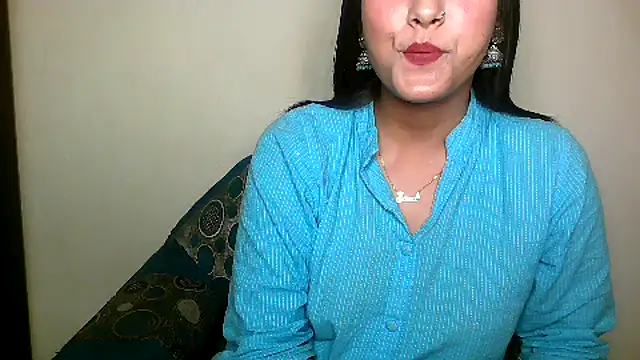 Snapshot of Princess_noorjahan chatting on 12-12-24, 06:31 Princess noorjahan online show from 12-12-24, 06:31