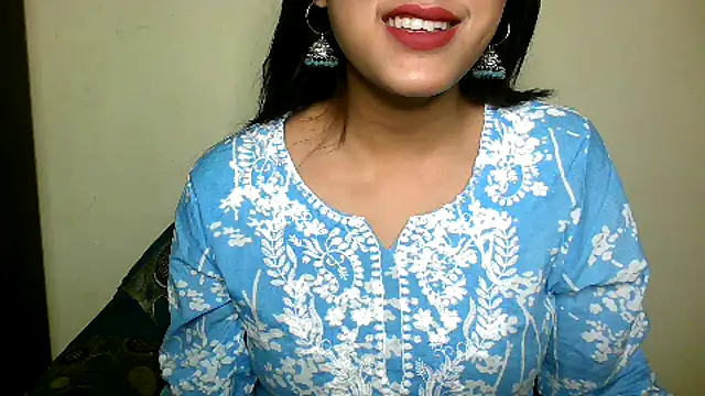 Snapshot of Princess_noorjahan chatting on 01-21-25, 05:41 Princess noorjahan online show from 01-21-25, 05:41