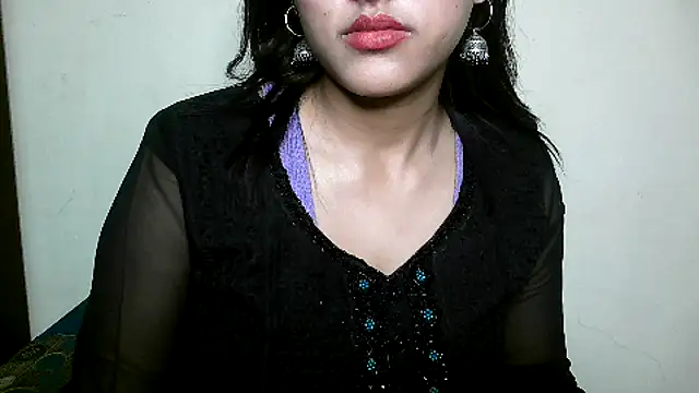 Snapshot of Princess_noorjahan chatting on 01-22-25, 09:43 Princess noorjahan online show from 01-22-25, 09:43