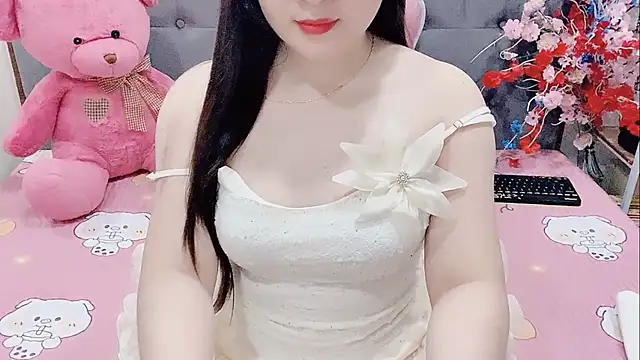 Funikio online show from 12-05-25, 02:31