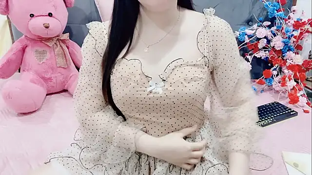 Snapshot of Funikio chatting on 02-04-26, 01:22 Funikio online show from 02-04-26, 01:22