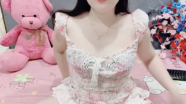 Snapshot of Funikio chatting on 02-22-26, 01:40 Funikio online show from 02-22-26, 01:40