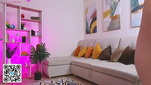 oliviabr0wn0 online show from 02-03-26, 06:22