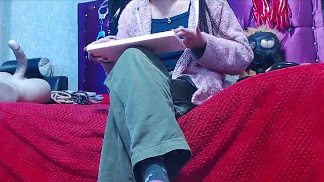 AyshaScott online show from 02-19-26, 02:24