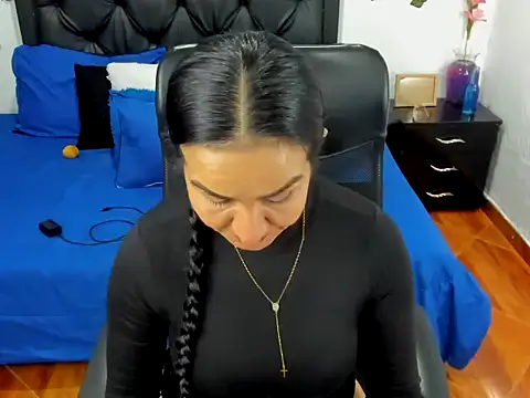 Violeta stilll online show from 10-21-25, 06:52