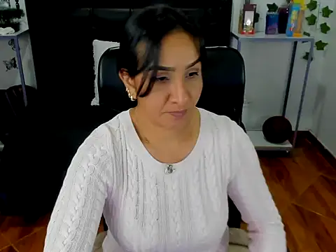 Violeta stilll online show from 11-21-25, 07:12