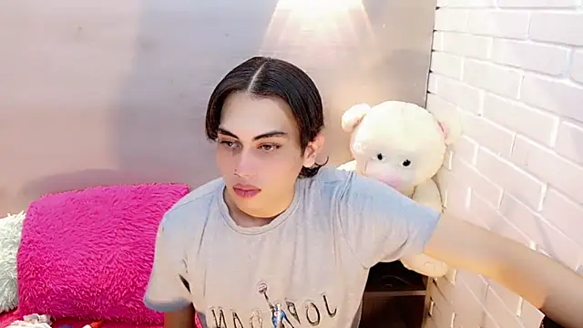 Daniela Pink  online show from 09-27-25, 08:03