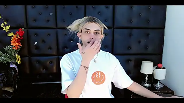 Daniela Pink  online show from 02-22-26, 07:01