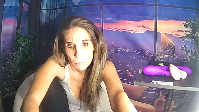 SarahStarr2020 online show from 11-17-25, 06:03