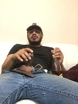 StripArt  online show from 11-07-25, 03:50