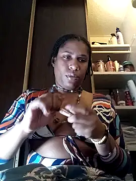 Snapshot of msstaxx chatting on 02-03-25, 01:52 msstaxx online show from 02-03-25, 01:52