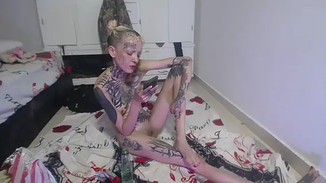 barbara anal squirt  online show from 10-27-25, 02:54