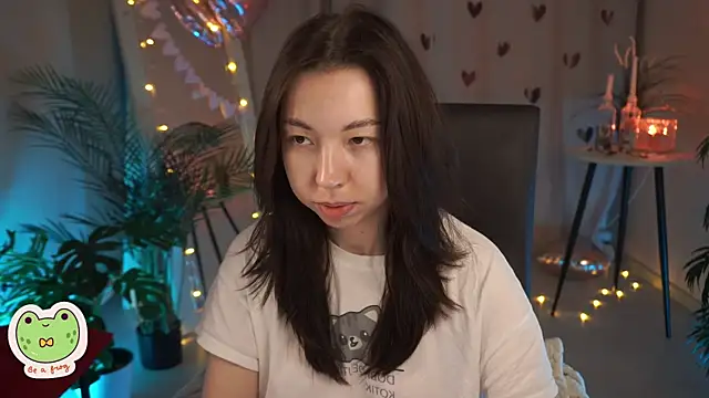 Sarah Son online show from 02-16-25, 05:26