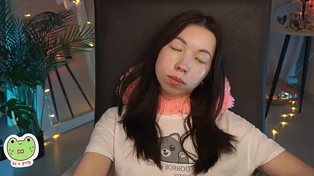 Sarah Son online show from 02-16-25, 08:32