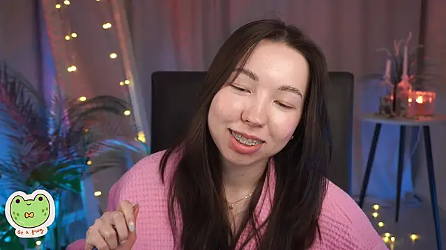 Sarah Son online show from 02-21-25, 11:55