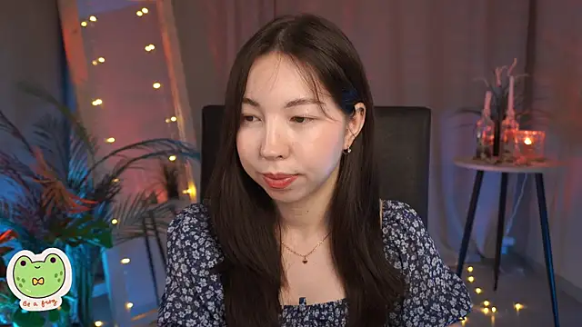 Sarah Son online show from 02-22-25, 05:23