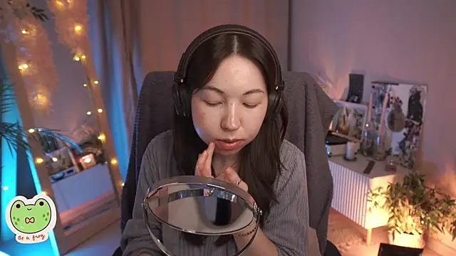 Sarah Son online show from 03-14-25, 08:42