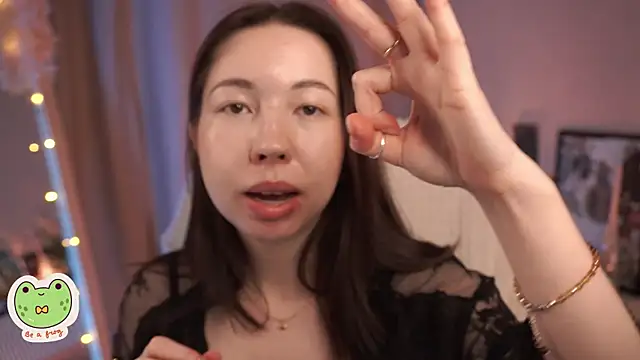 Sarah Son online show from 03-17-25, 05:45