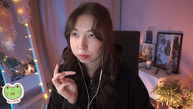 Sarah Son online show from 03-17-25, 11:53