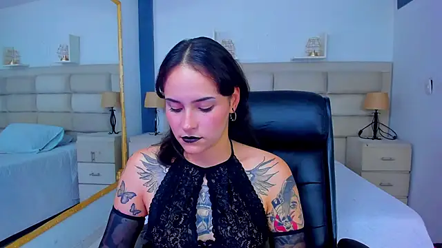 Snapshot of AnnyThompson_ chatting on 10-22-25, 09:25 AnnyThompson online show from 10-22-25, 09:25