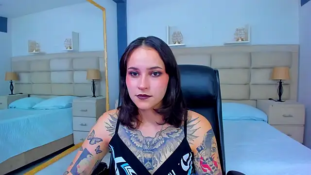 Snapshot of AnnyThompson_ chatting on 10-26-25, 08:59 AnnyThompson online show from 10-26-25, 08:59