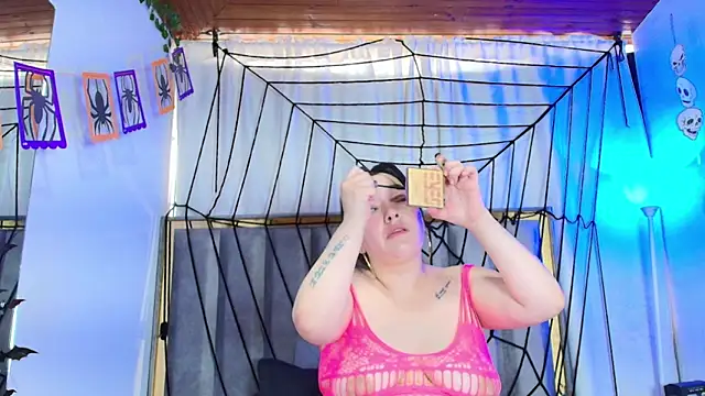 Zoe Curvy online show from 10-17-25, 12:41