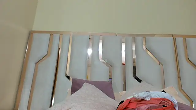 TifanyChill online show from 01-18-25, 07:04