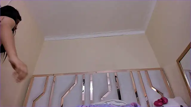 TifanyChill online show from 01-31-25, 12:39