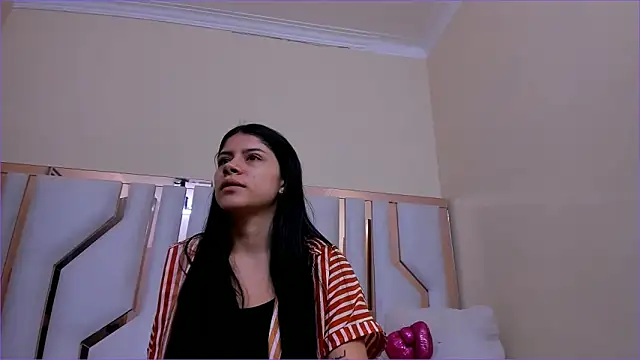 TifanyChill online show from 10-25-25, 05:19