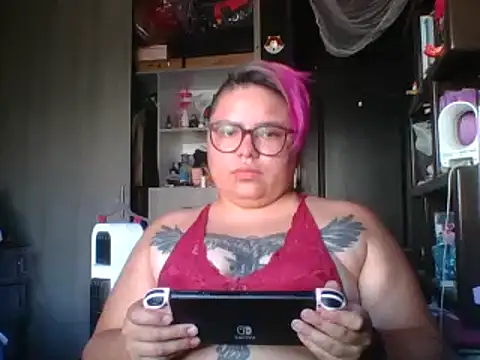 Snapshot of Anne_Noir chatting on 10-20-25, 08:42 Anne Noir online show from 10-20-25, 08:42