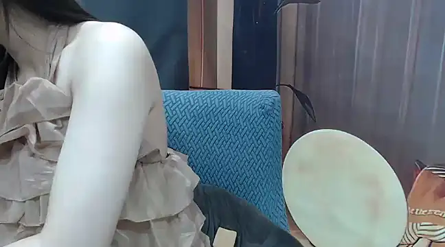 KaleAnisa online show from 03-10-25, 01:23