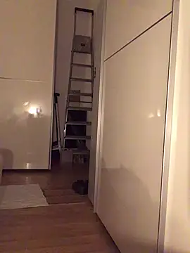 Snapshot of Kiss_me2507 chatting on 12-31-24, 03:42 Kiss me2507 online show from 12-31-24, 03:42