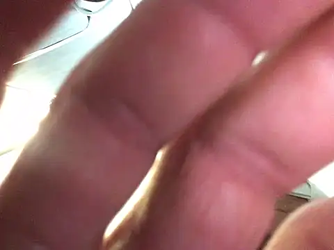 Snapshot of Kiss_me2507 chatting on 01-13-25, 12:41 Kiss me2507 online show from 01-13-25, 12:41