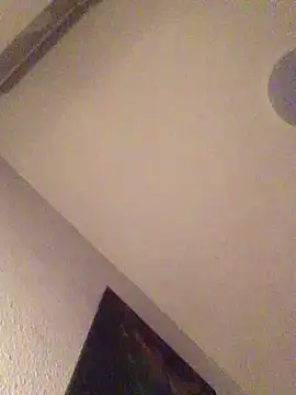 Snapshot of Kiss_me2507 chatting on 02-09-25, 05:29 Kiss me2507 online show from 02-09-25, 05:29