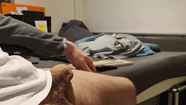 Alphapimmelchen online show from 12-19-24, 09:51