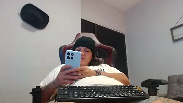 snowflake xxx online show from 10-28-25, 02:09