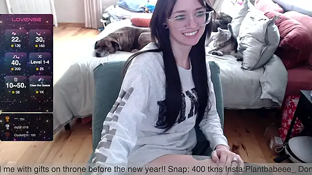 Plantbabeee online show from 01-27-25, 07:56