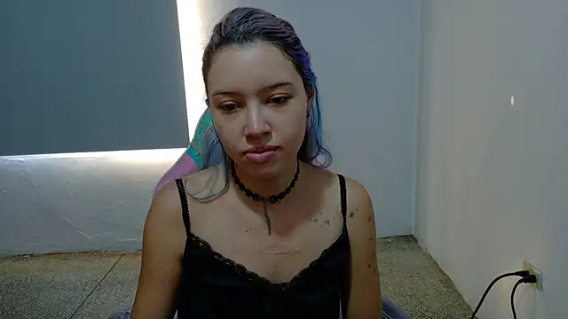 Snapshot of WandaDoll chatting on 03-22-26, 12:30 WandaDoll online show from 03-22-26, 12:30