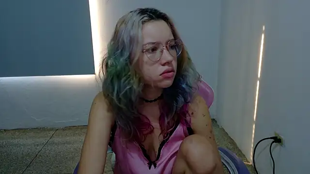 Snapshot of WandaDoll chatting on 03-29-26, 12:16 WandaDoll online show from 03-29-26, 12:16